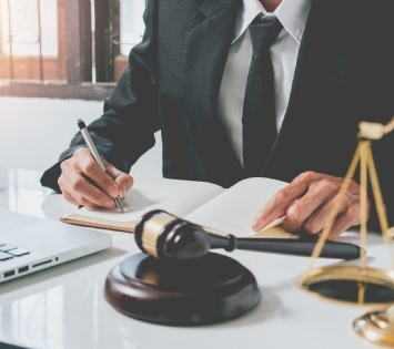 documento-privado-utilizacion-trae-consecuencia-pena-prision